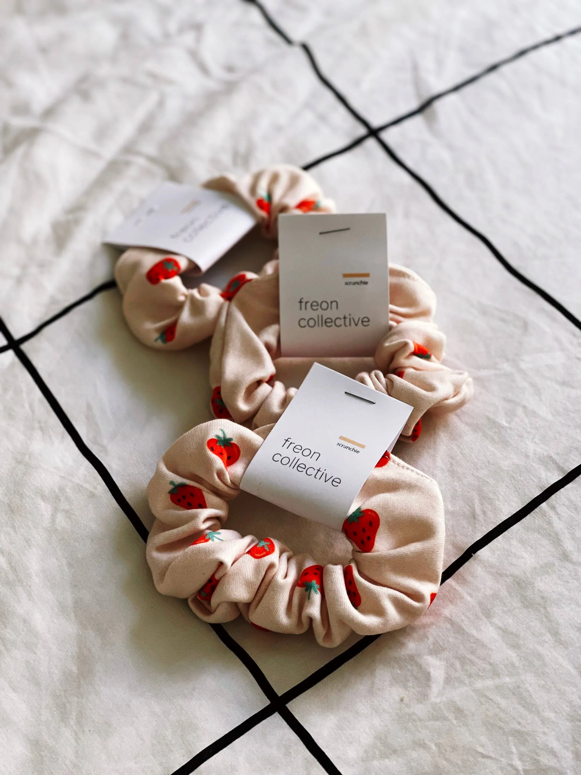 Cotton Hair Scrunchie - Strawberry