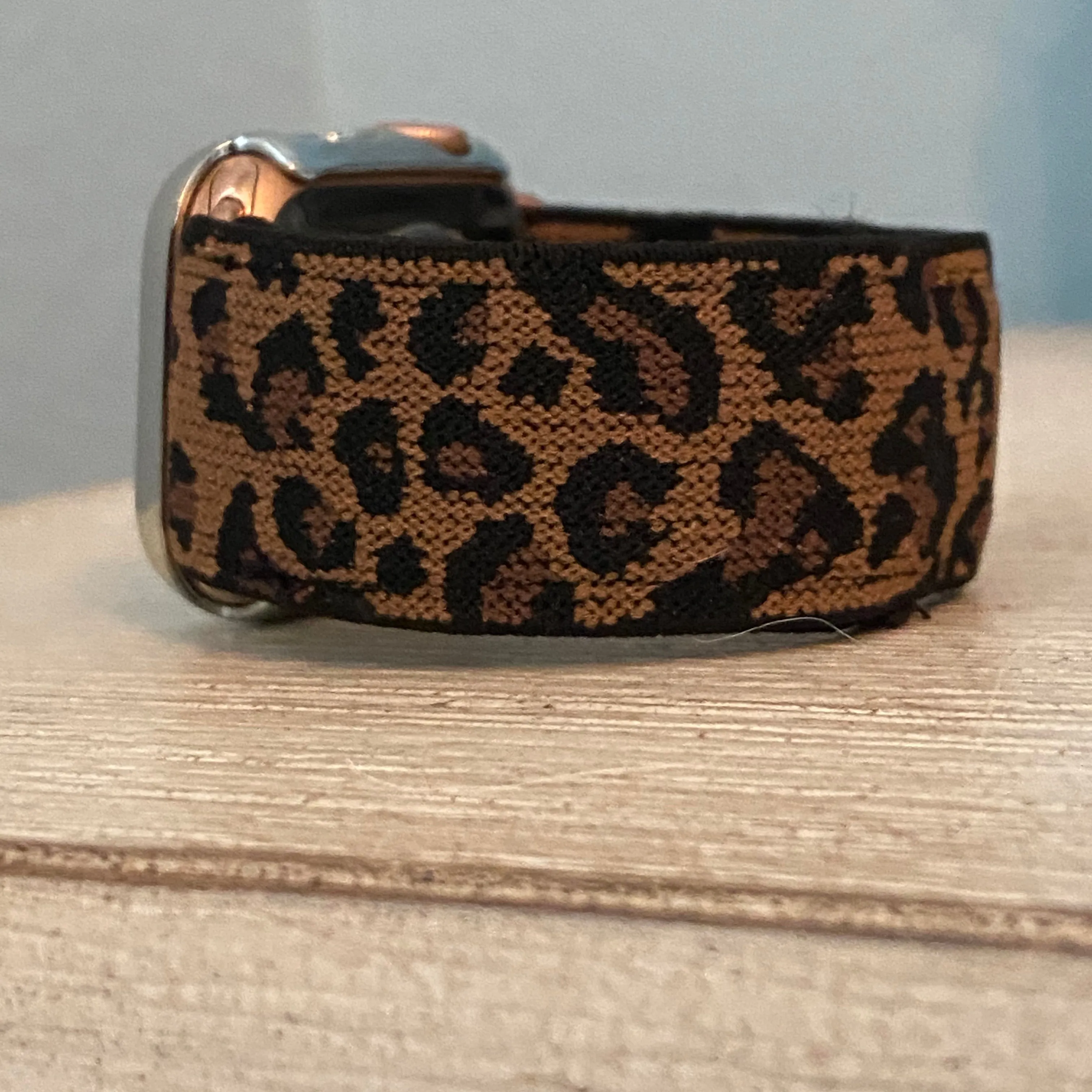 Stretchable Elastic Leopard Print Band For Apple Watch Two Colors Available